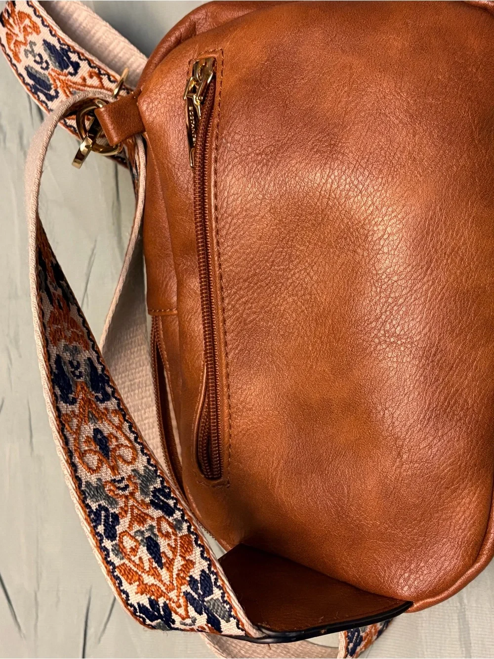 Quilted Tan Crossbody Bag and Wallet Set with Patterned Strap - Unknown Brand
